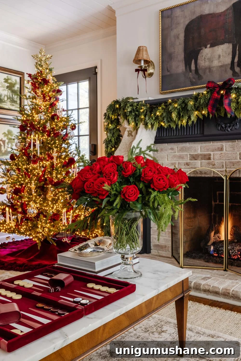 Affordable Ralph Lauren Christmas Decor Ideas 13 Ralph Lauren Christmas decorating ideas on a budget - coffee table decor