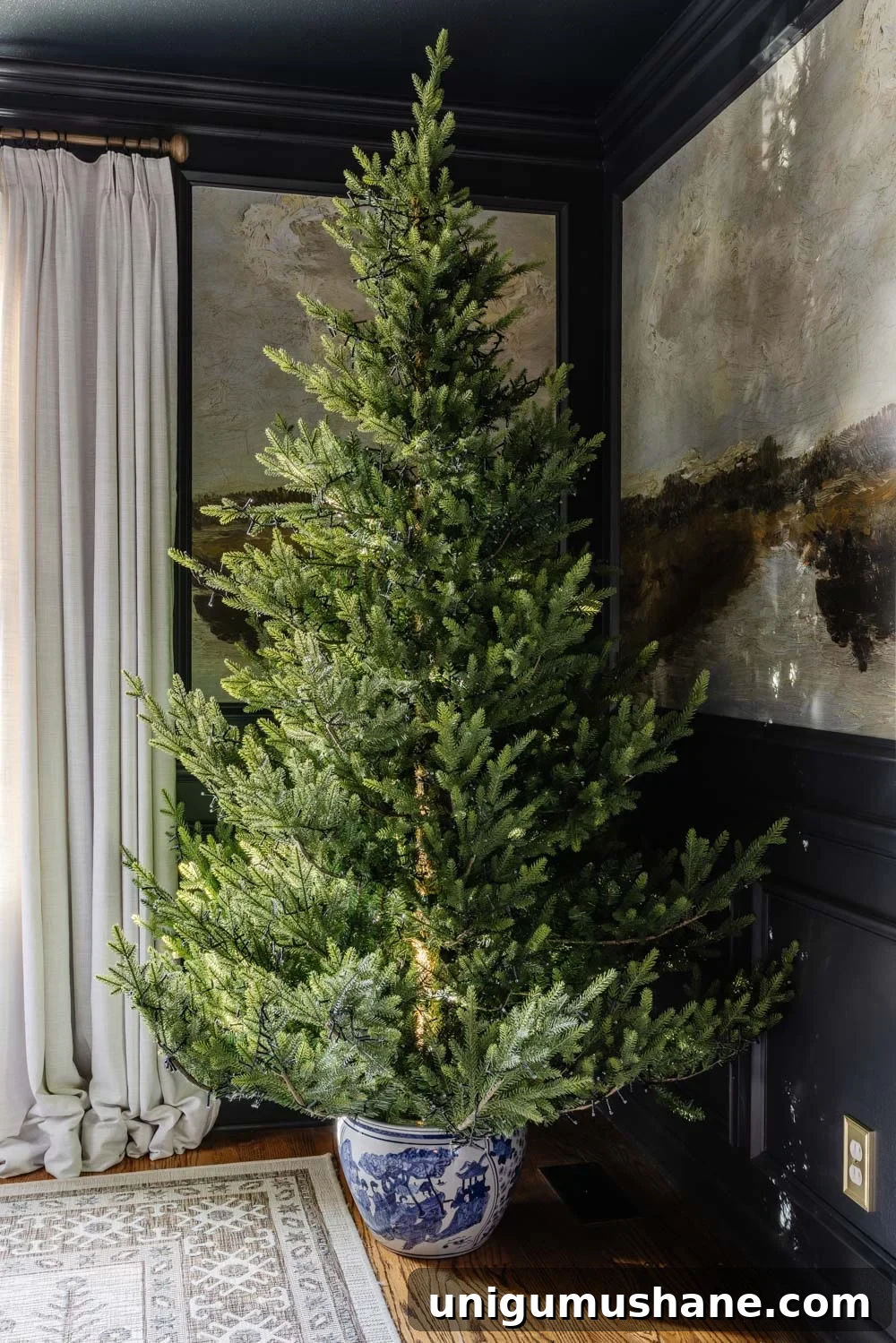 Turn a Planter Pot into a DIY Christmas Tree Stand 2 img 56882 1