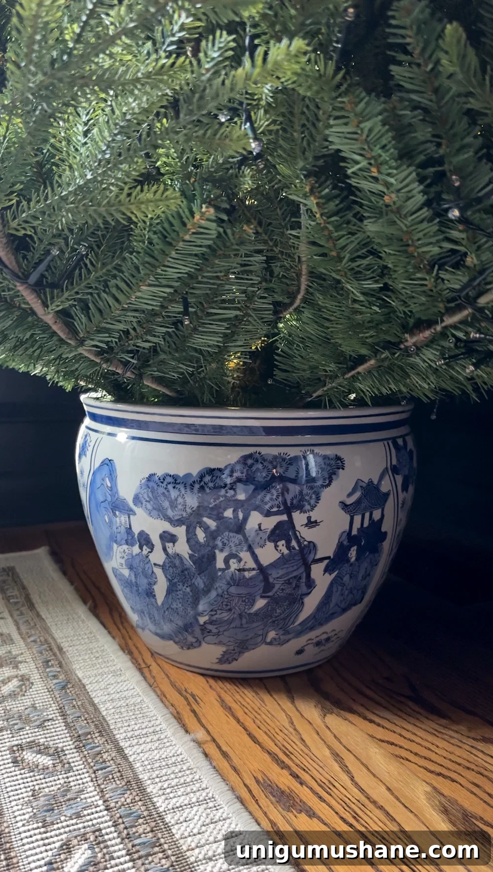 Turn a Planter Pot into a DIY Christmas Tree Stand 4 diy christmas tree stand planter pot