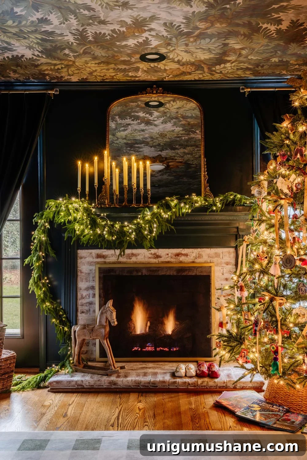Our Christmas Home Tour: 12 Festive Decorating Tips 15 modern traditional cozy Christmas home decor tour