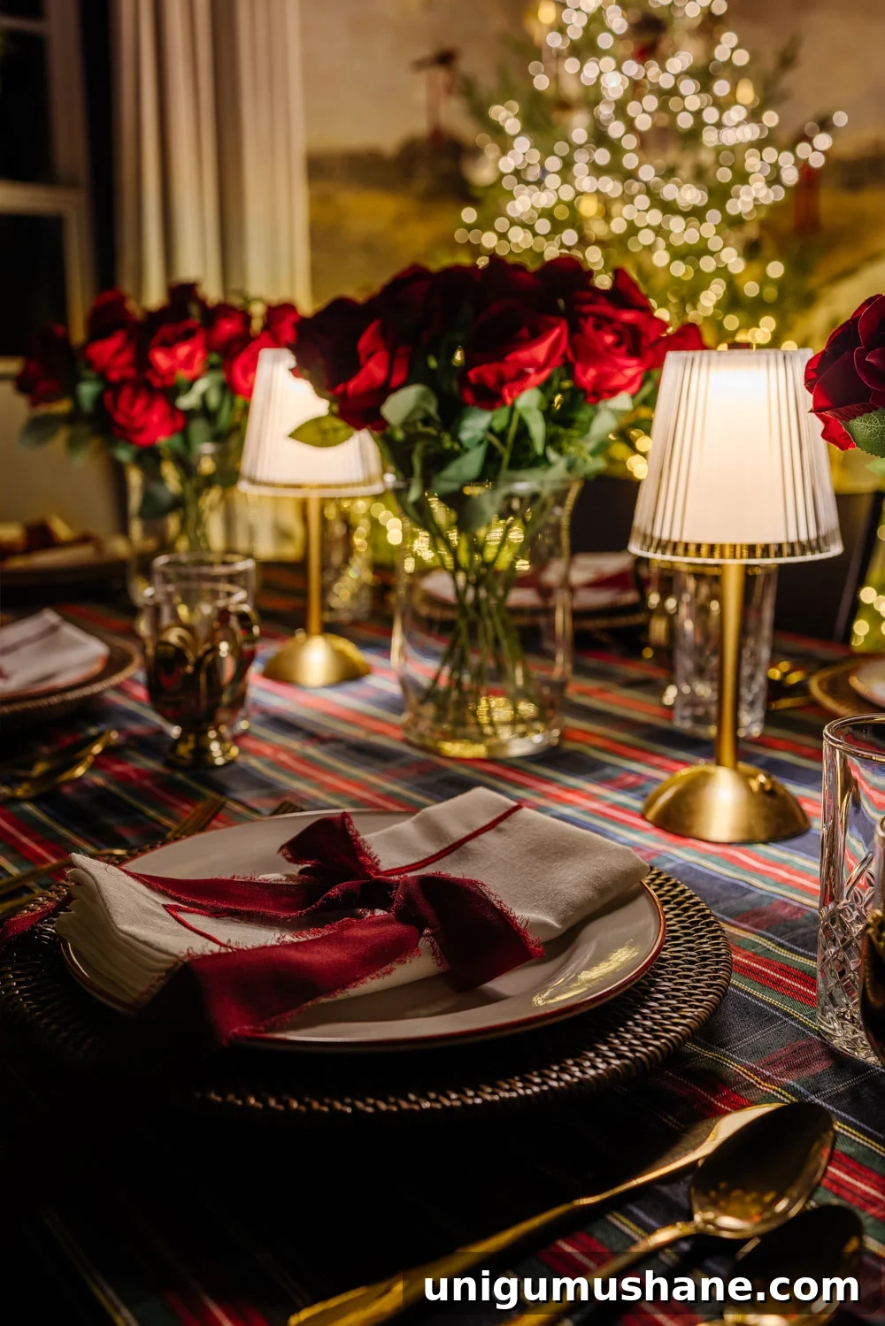 Reserve Your Spot for the 2025 Candlelight Christmas Night Tour 10 modern traditional candlelight christmas home tour