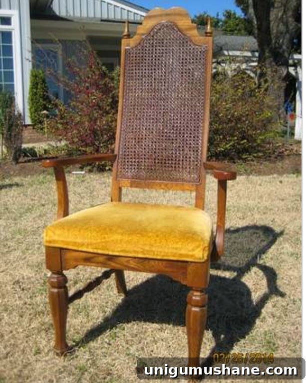 DIY No-Sew Knockoff Dining Chairs 3 Before: 1970s dining chair in harvest gold