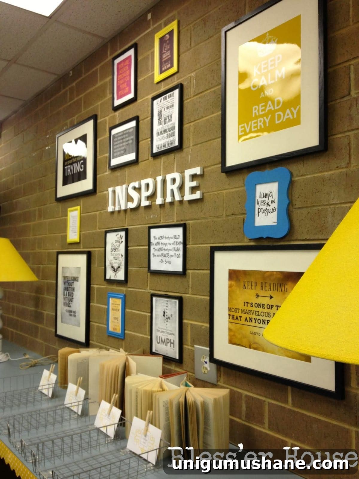 Budget-Friendly Cozy Classroom Ideas for Teachers 15 Framed classroom quote display
