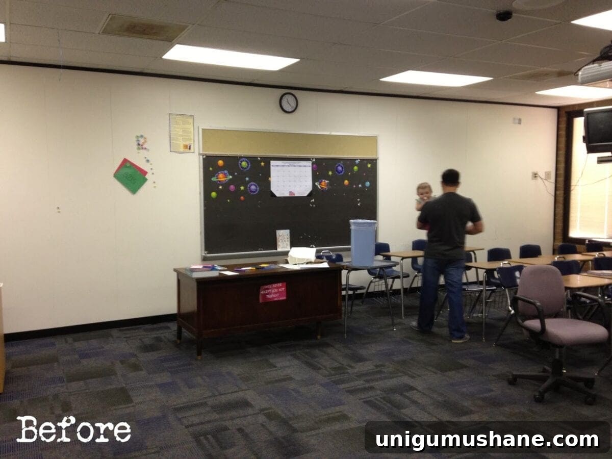 Budget-Friendly Cozy Classroom Ideas for Teachers 4 Plain classroom before makeover